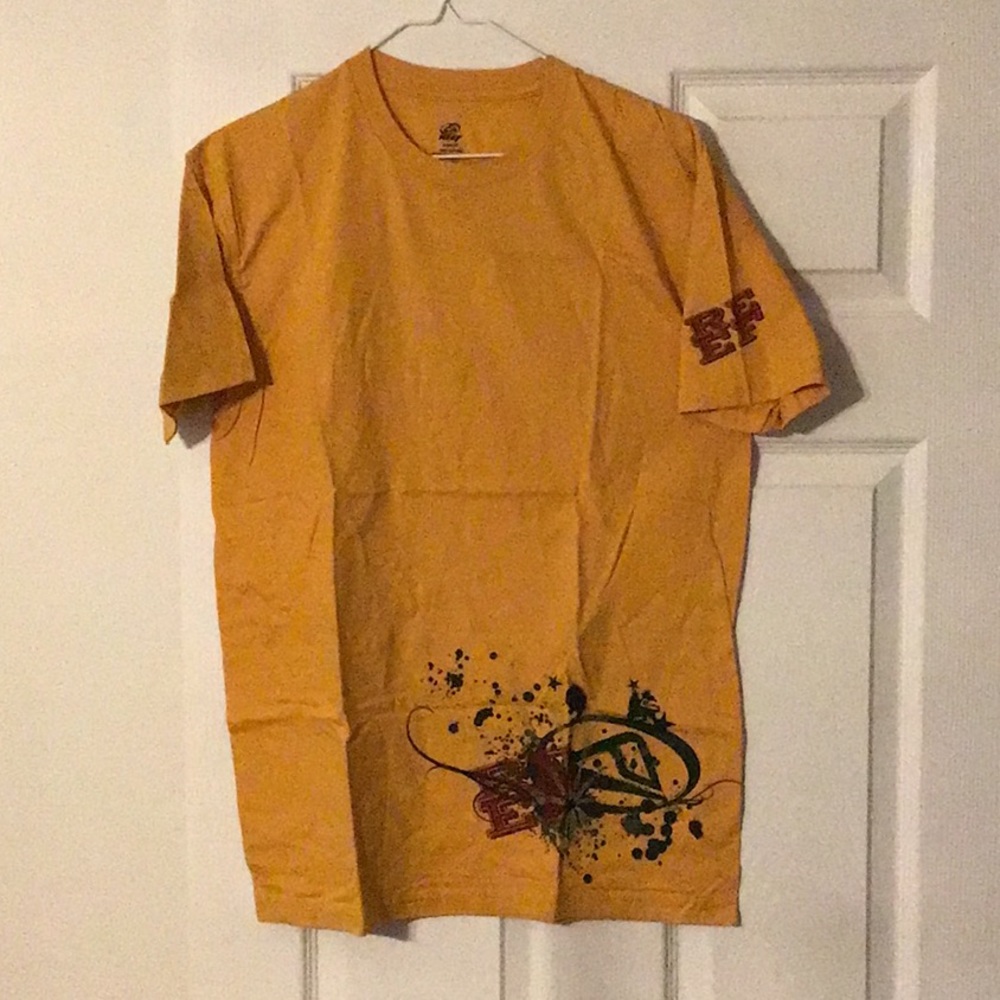 Men’s t-shirt
